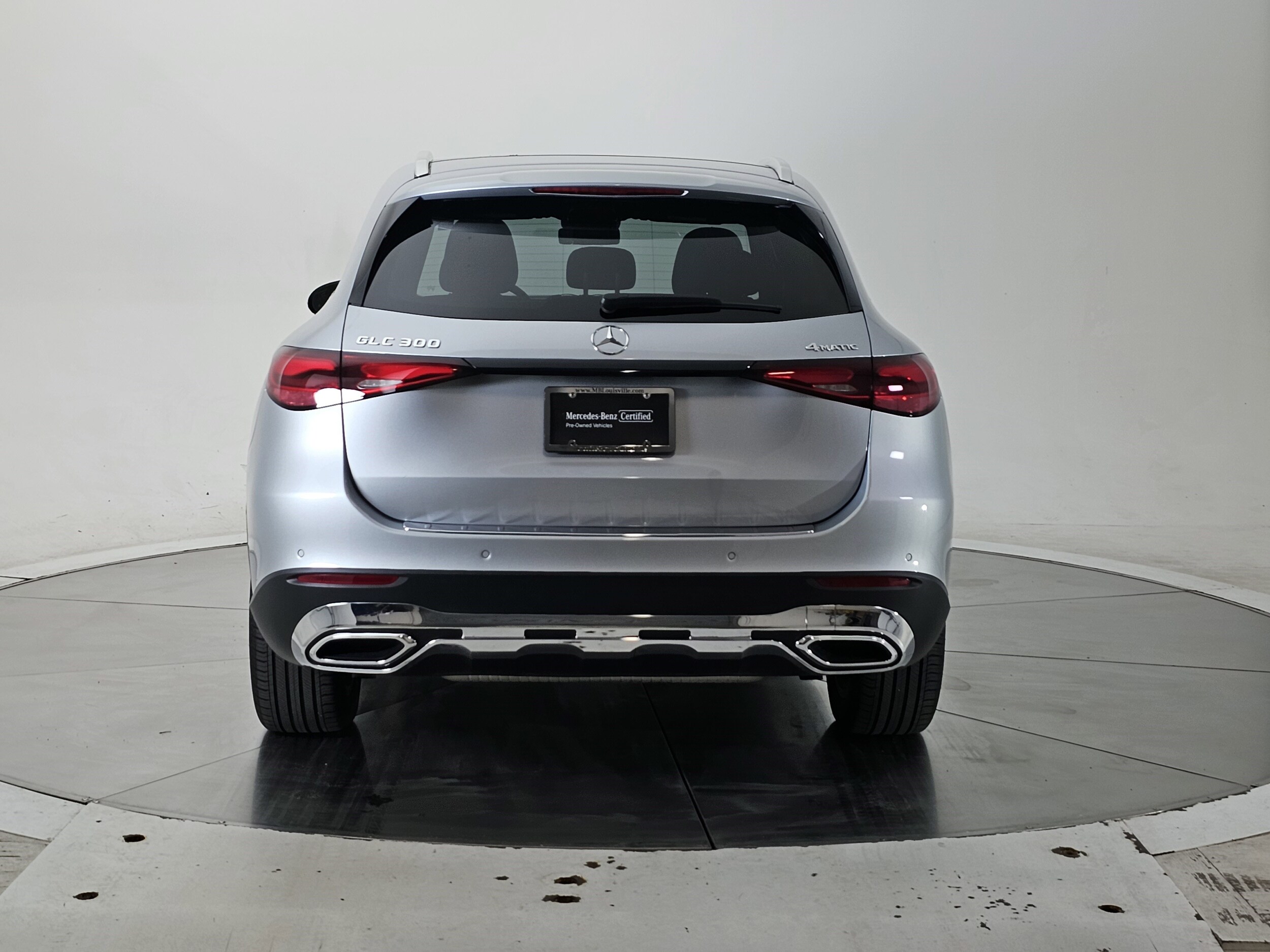 2024 Mercedes Benz GLC 300 4MATIC photo 4