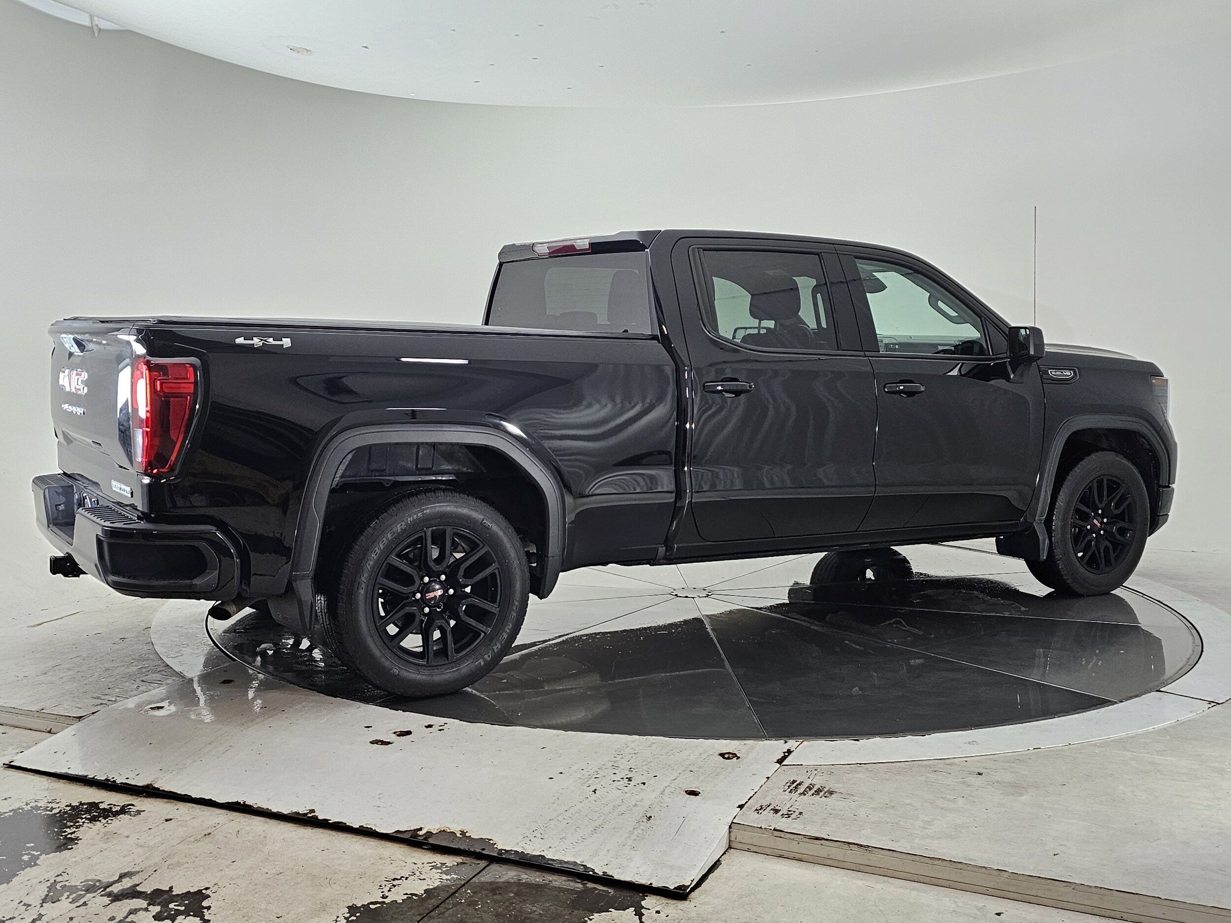 2022 Gmc Sierra 1500 Elevation photo 2