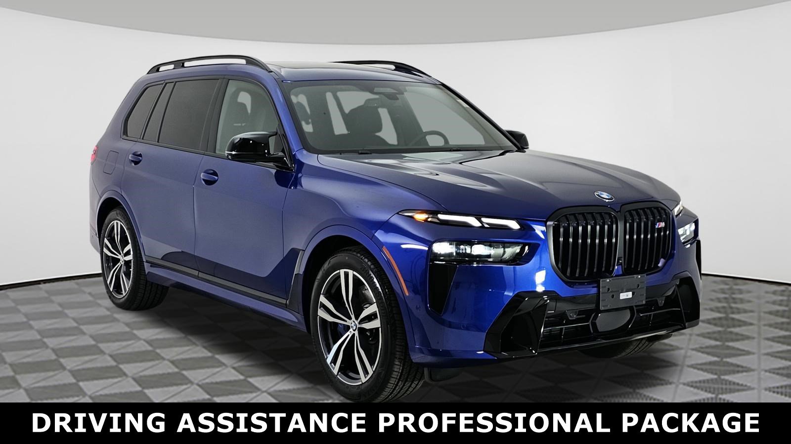 2025 BMW X7 M60i's photo