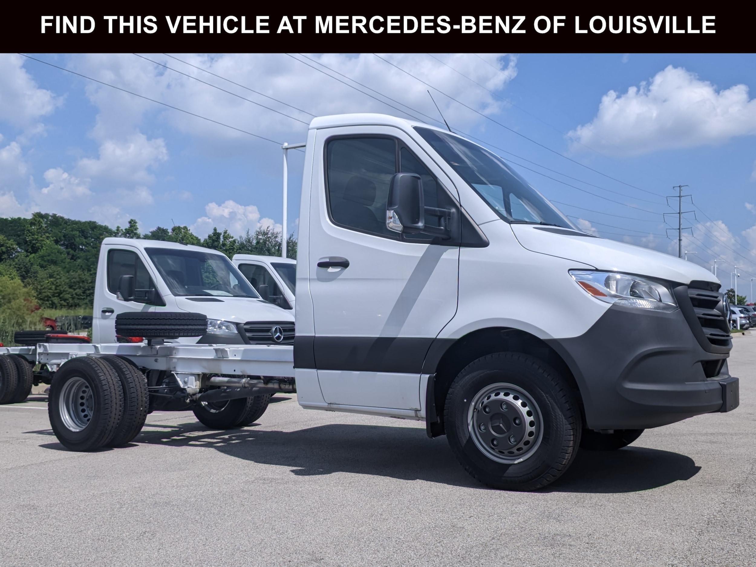 2024 Mercedes-Benz Sprinter Cab Chassis Base's photo