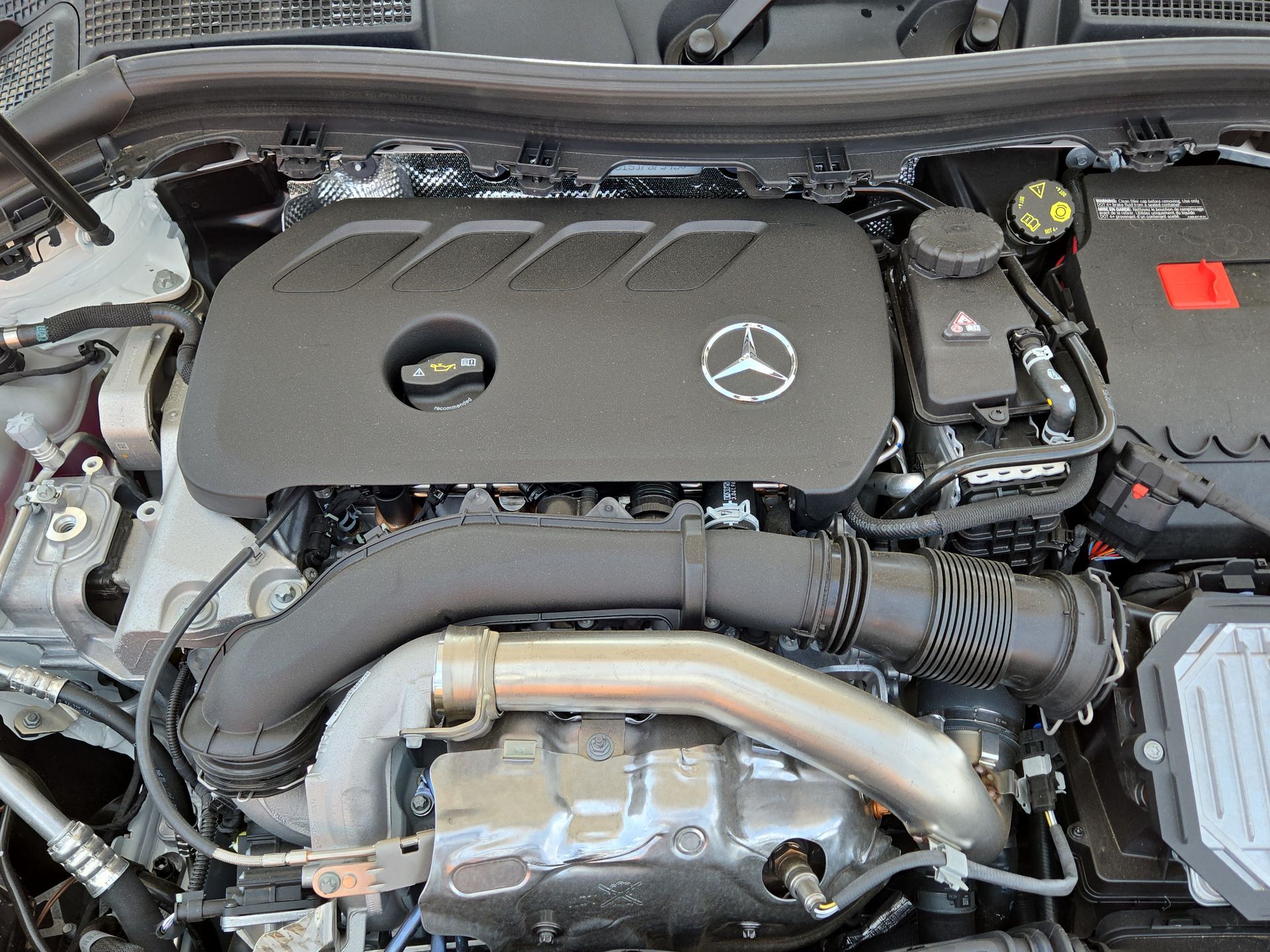 2025 Mercedes-Benz GLA GLA250 - Photo 10