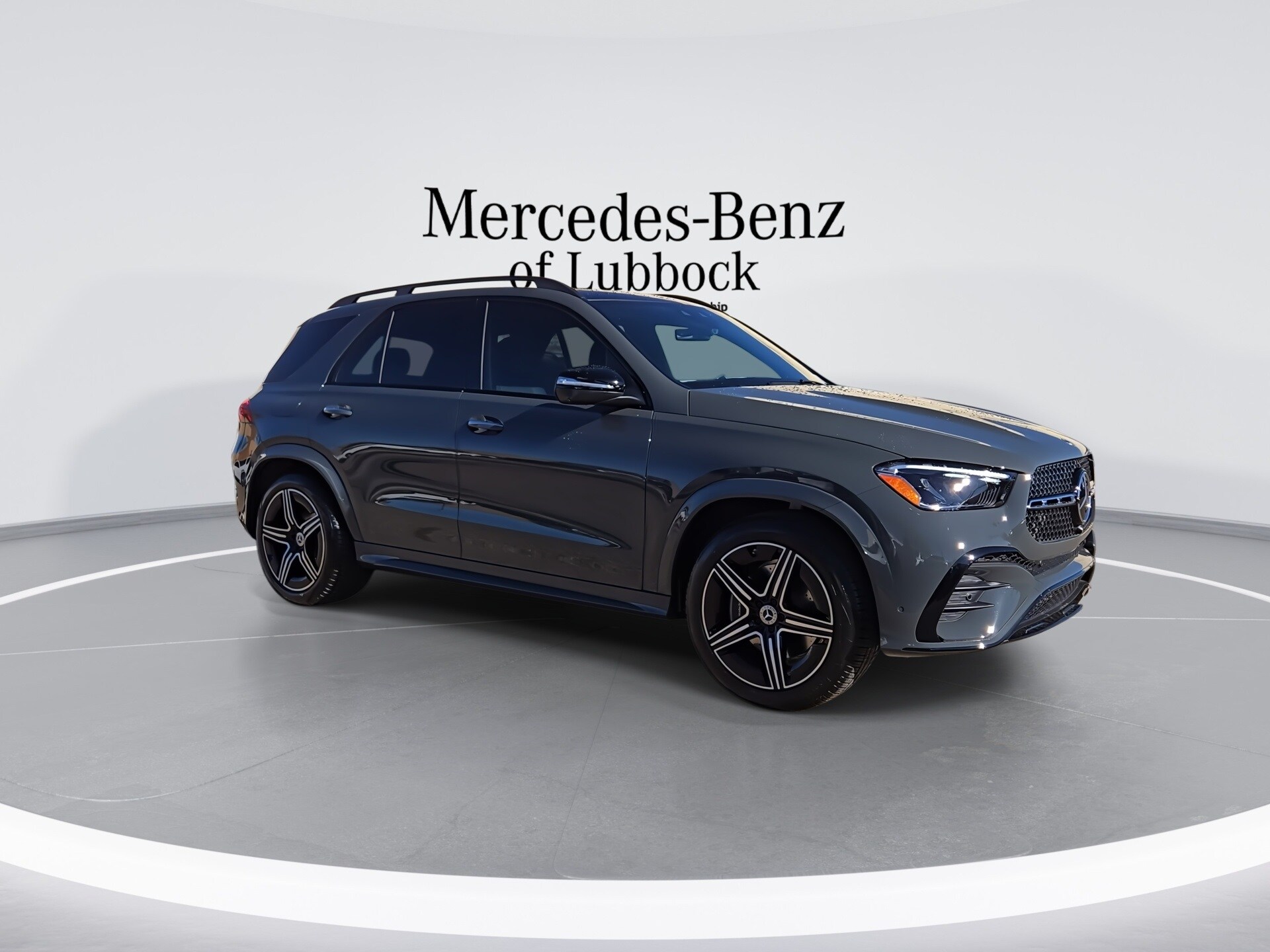 2026 Mercedes Benz GLE 450 4MATIC photo 2