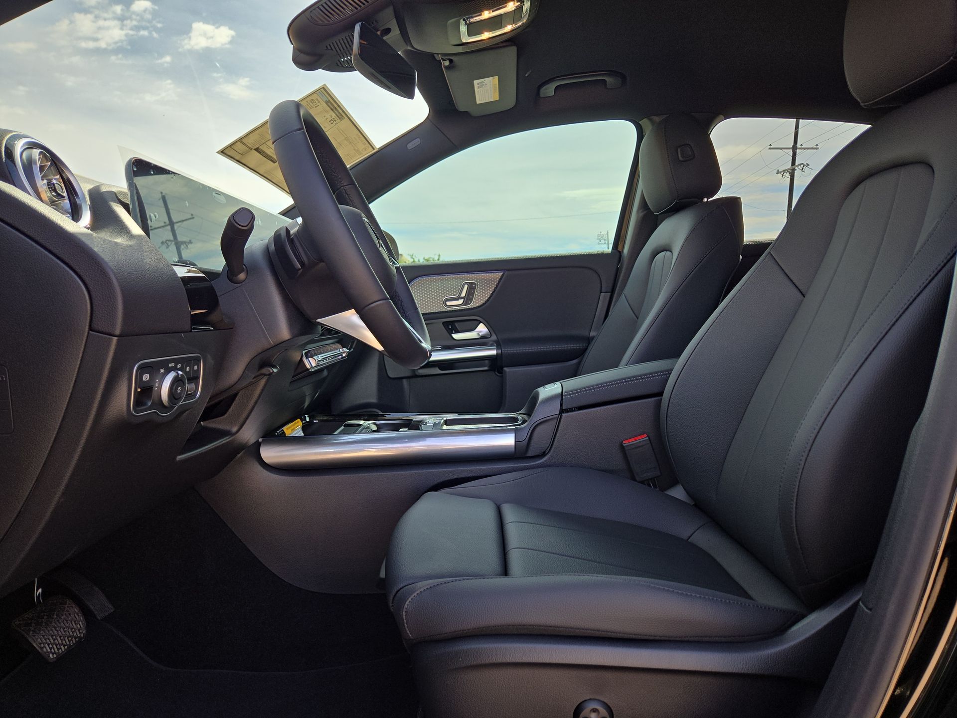 2025 Mercedes-Benz GLA GLA250 - Photo 16