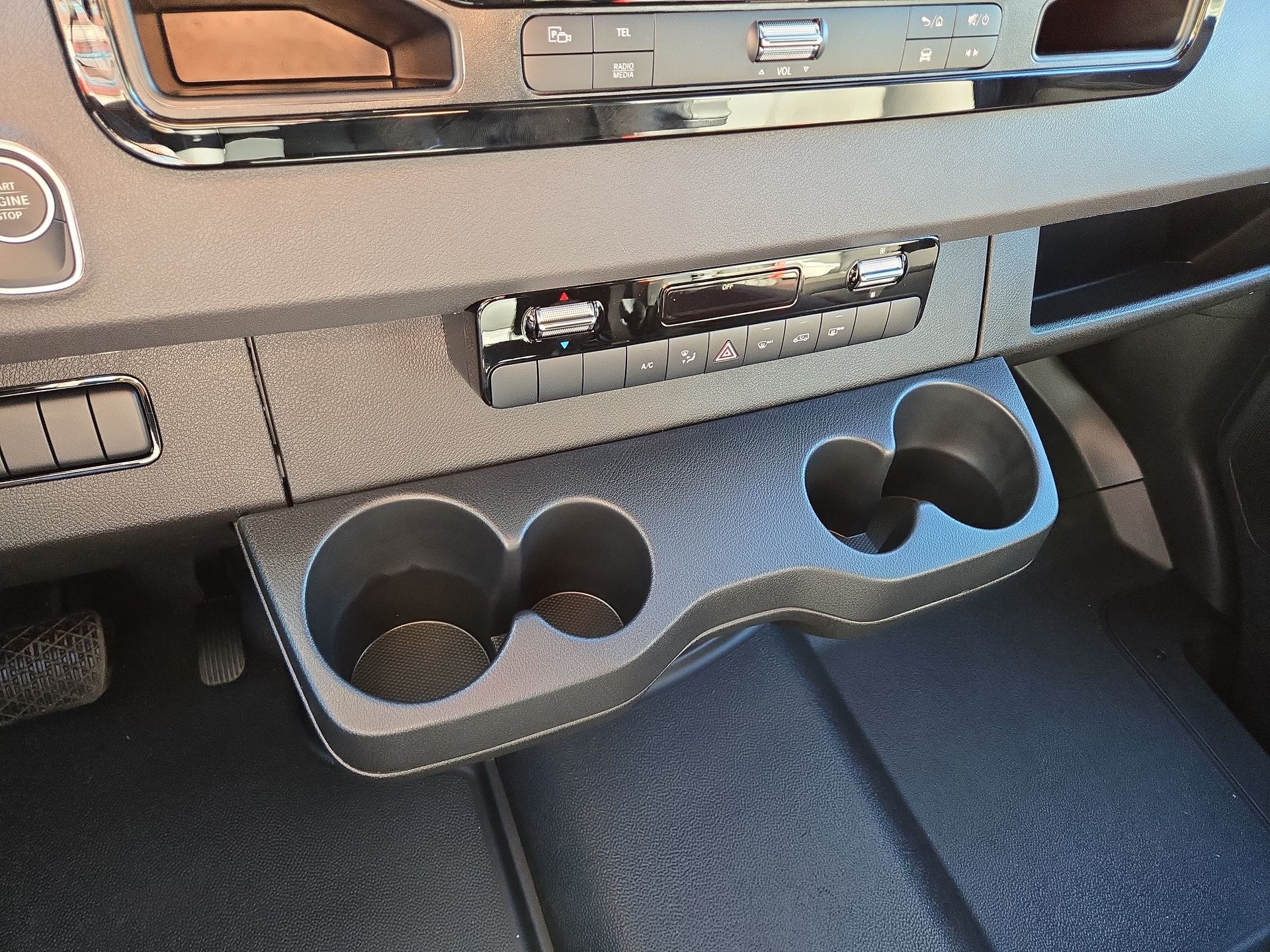 2026 Mercedes-Benz Sprinter Crew Van Base - Photo 22