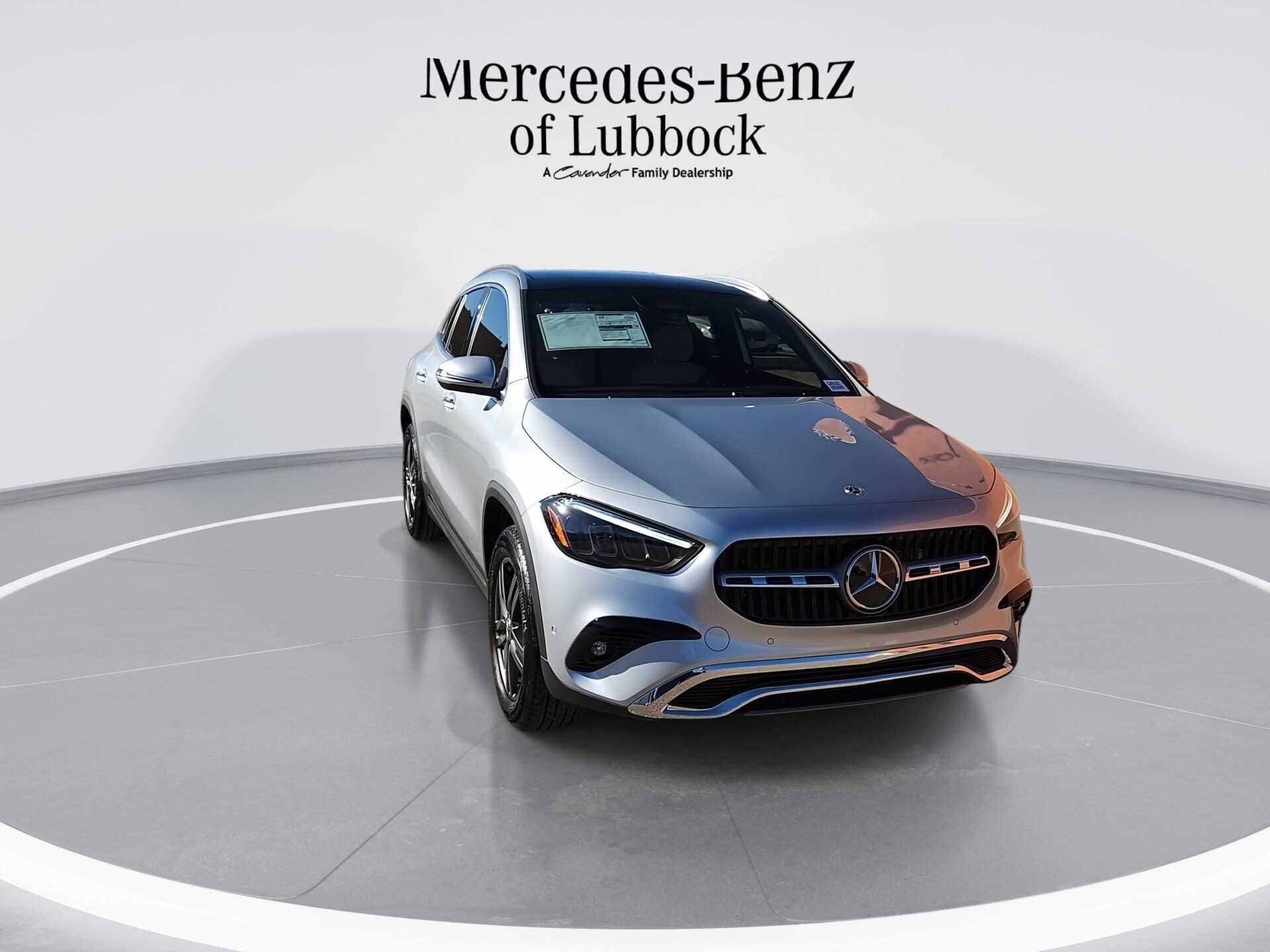 2025 Mercedes Benz GLA 250 4MATIC photo 2