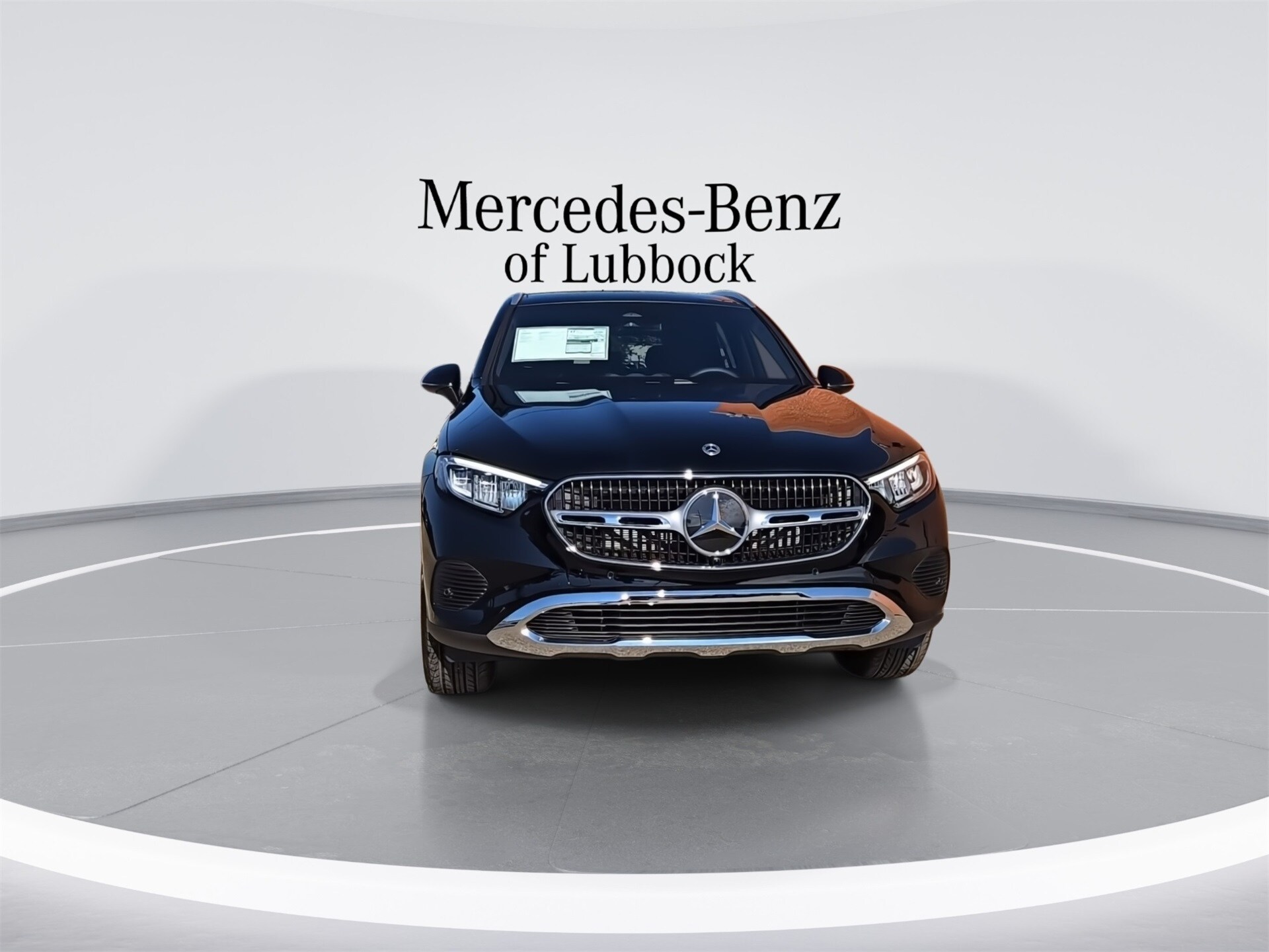 2026 Mercedes Benz GLC 300 photo 2