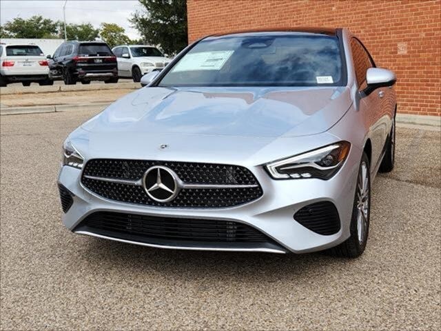 2025 Mercedes Benz CLA 250 photo 4