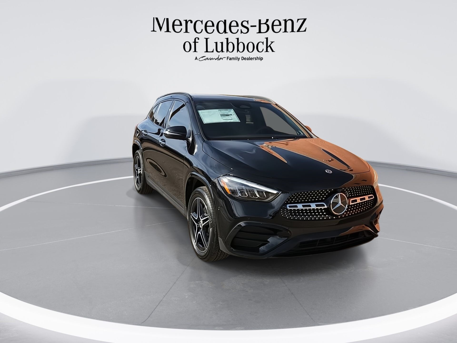 2025 Mercedes Benz GLA 250 4MATIC photo 2