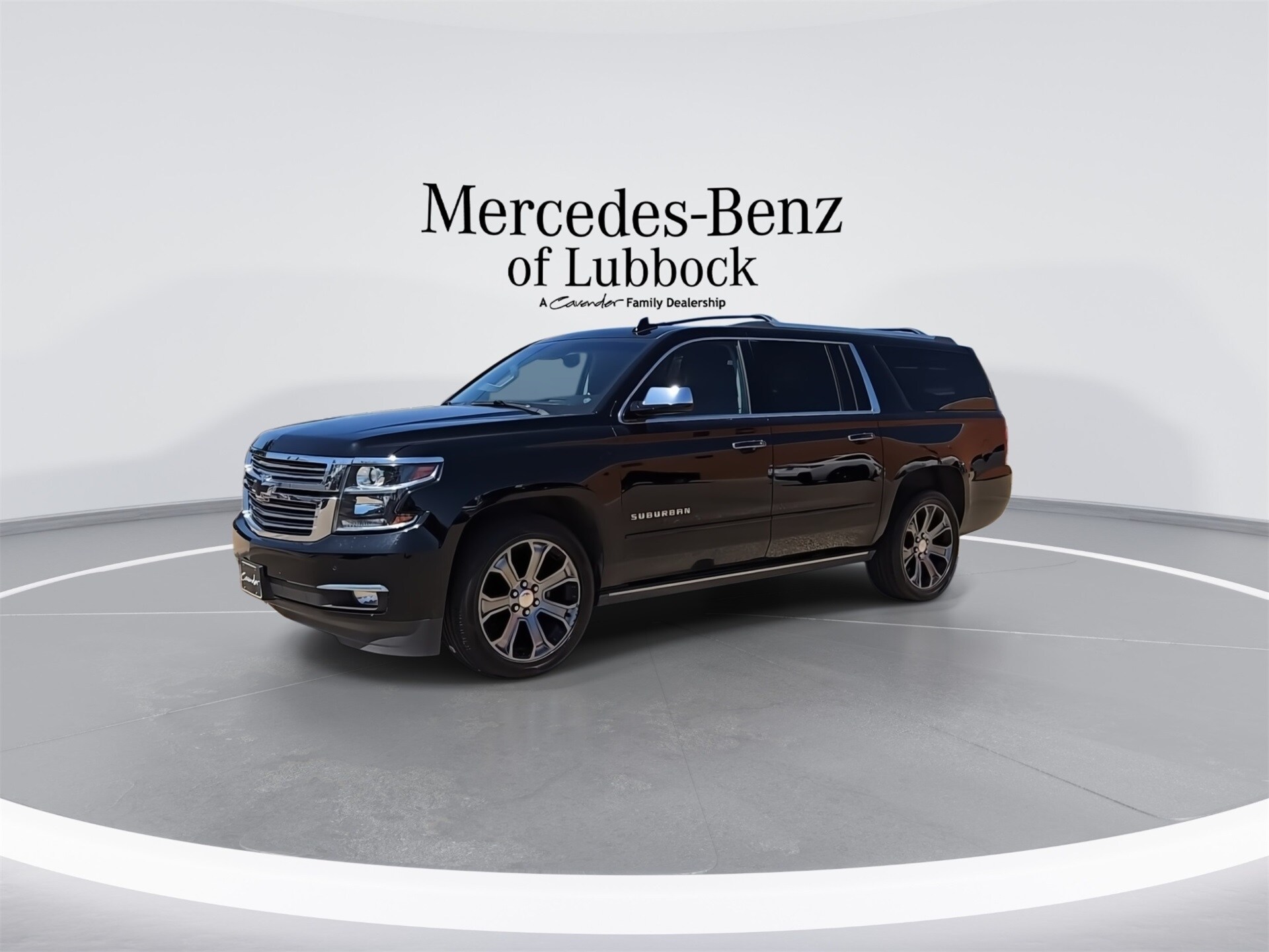 2019 Chevrolet Suburban Premier photo 3