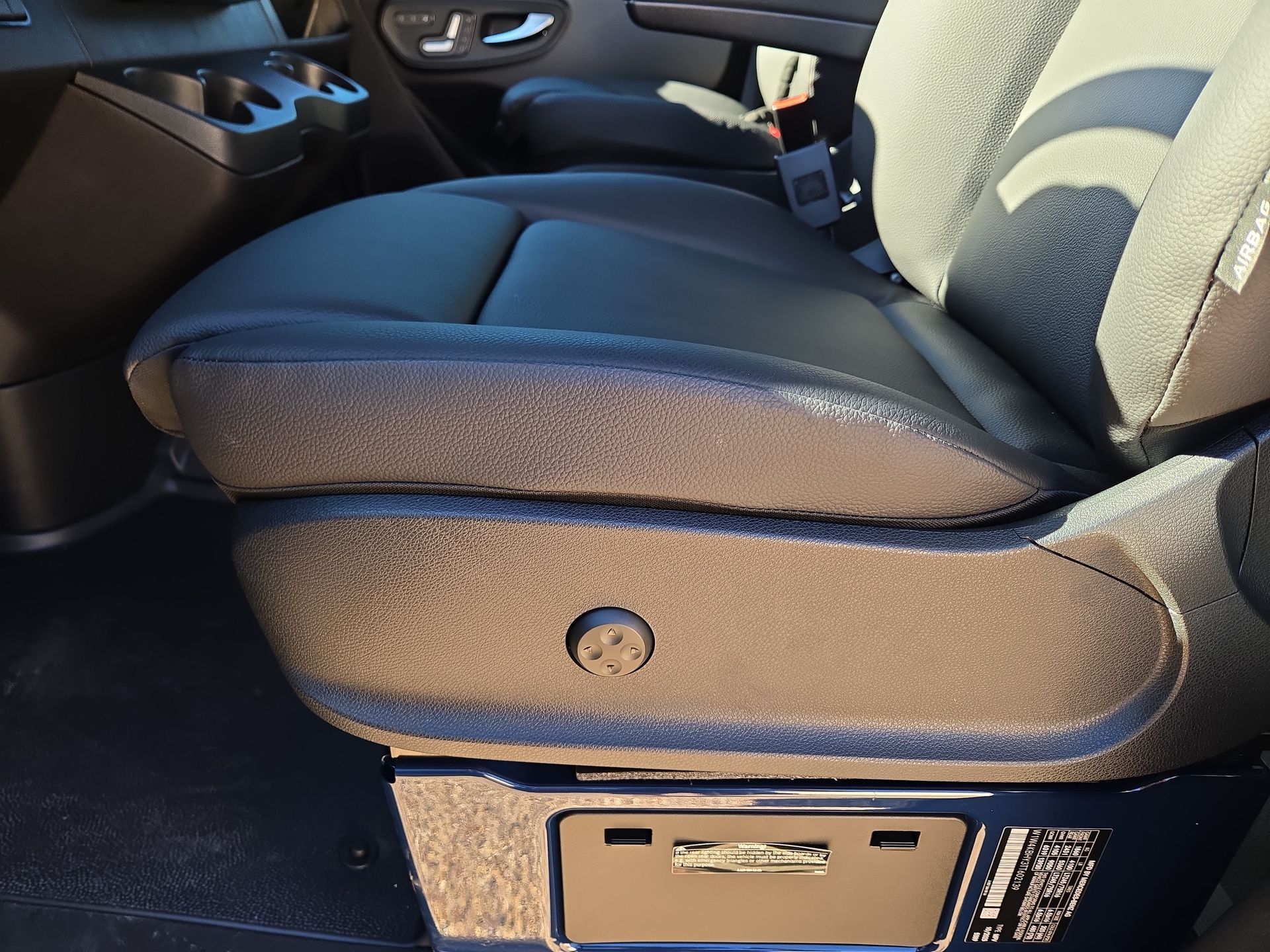 2026 Mercedes-Benz Sprinter Crew Van Base - Photo 17