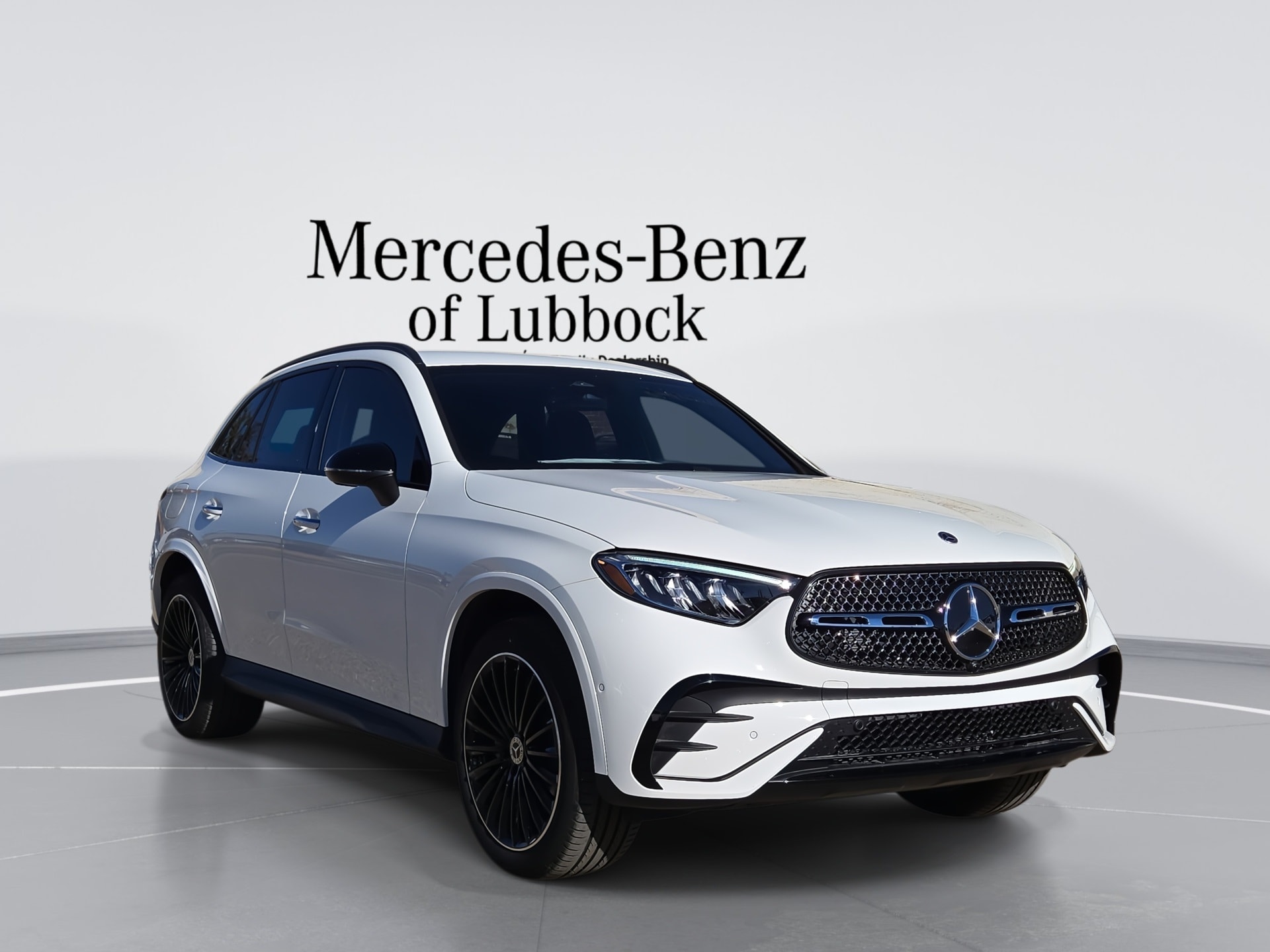 2025 Mercedes-Benz GLC Base's photo