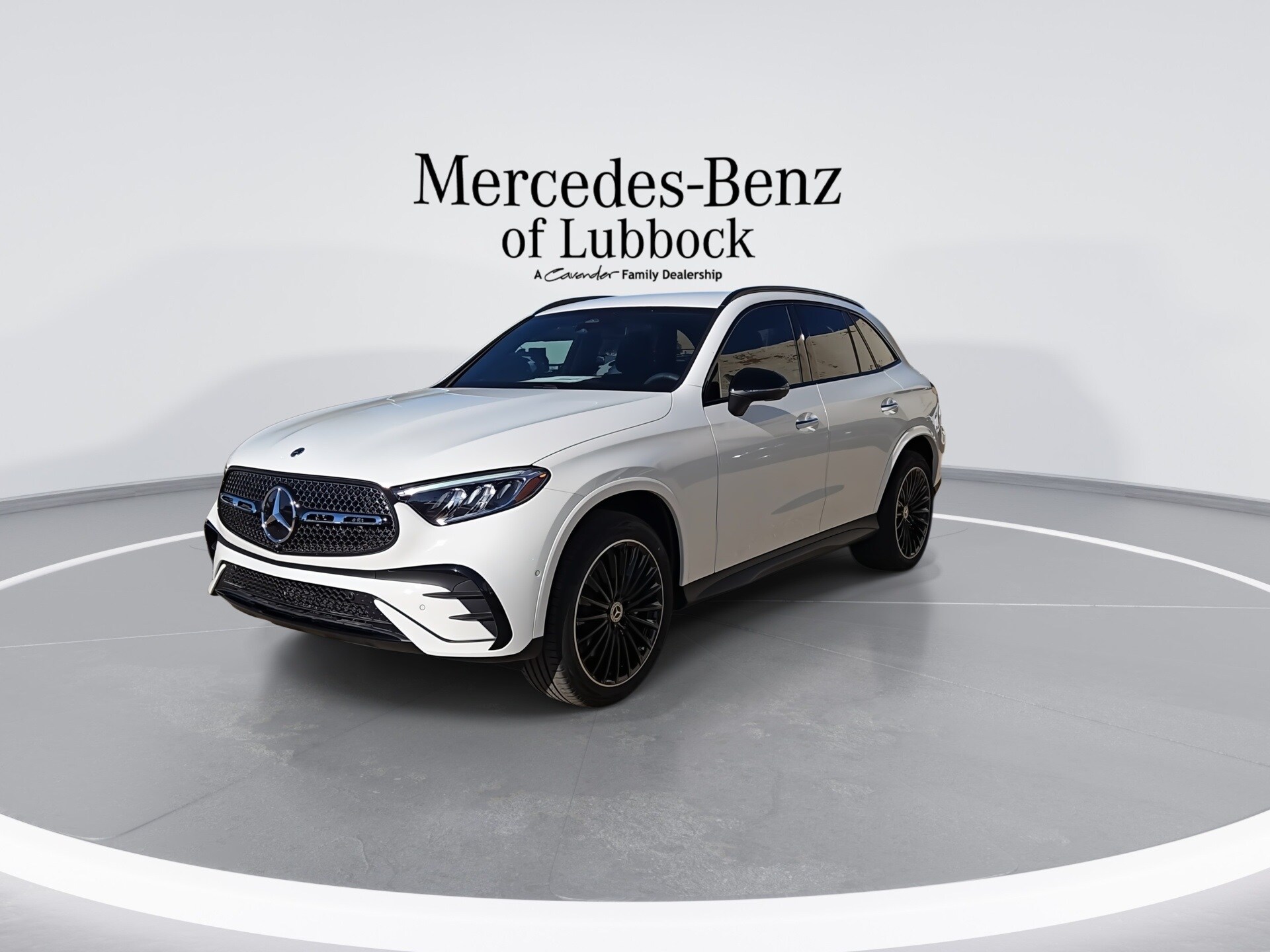 2025 Mercedes Benz GLC 300 photo 3