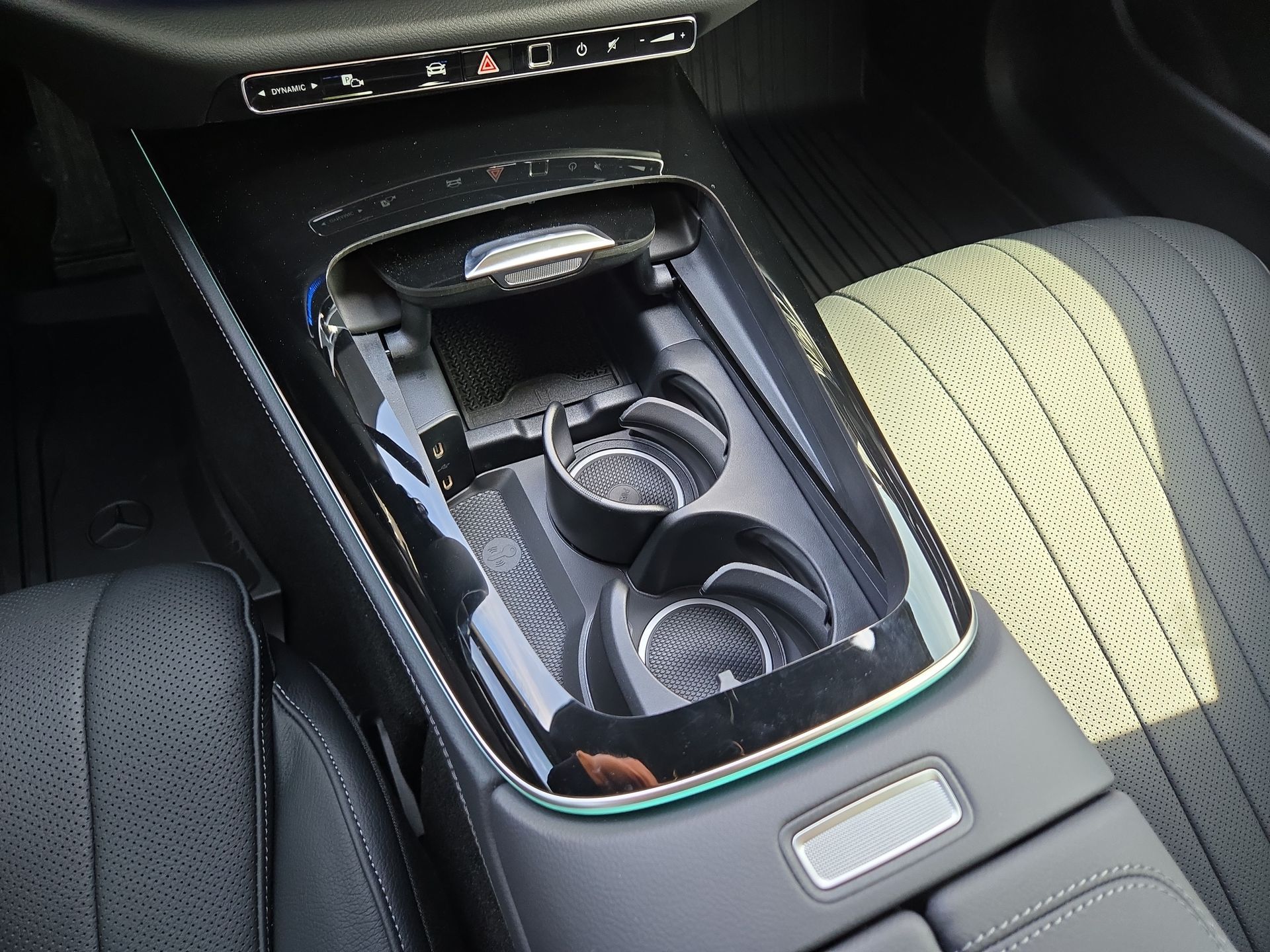 2025 Mercedes-Benz E-Class E350 - Photo 22