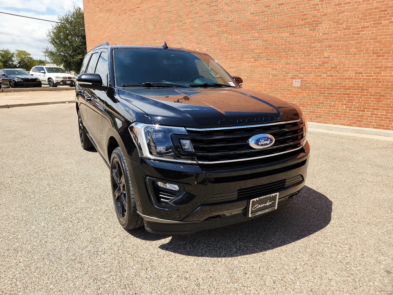 Used 2021 Ford Expedition Limited with VIN 1FMJU2AT0MEA02168 for sale in Lubbock, TX