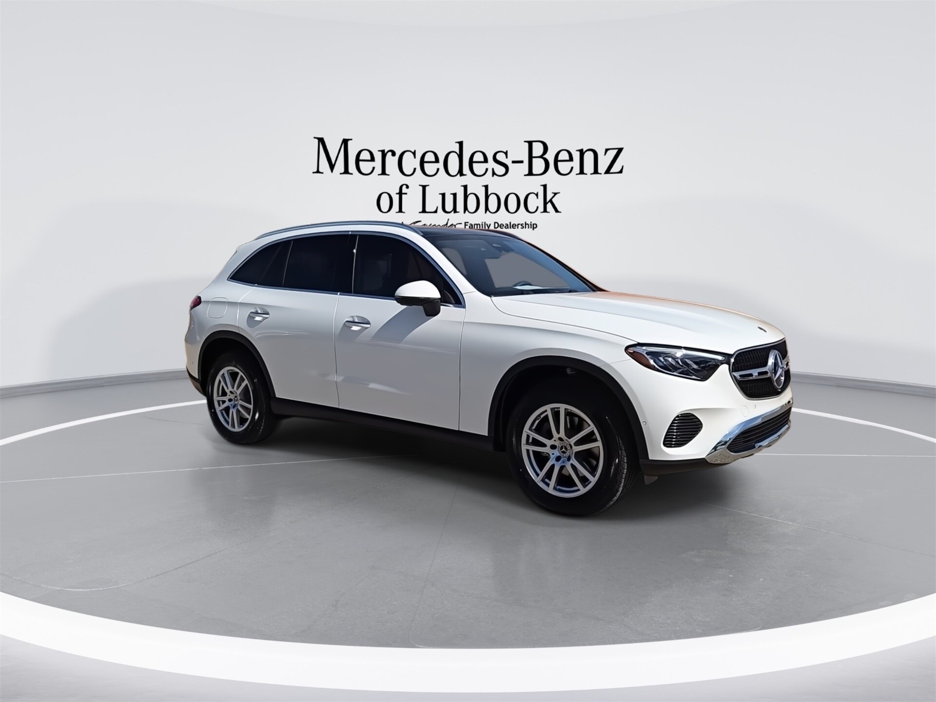 2026 Mercedes Benz GLC 300 photo 2
