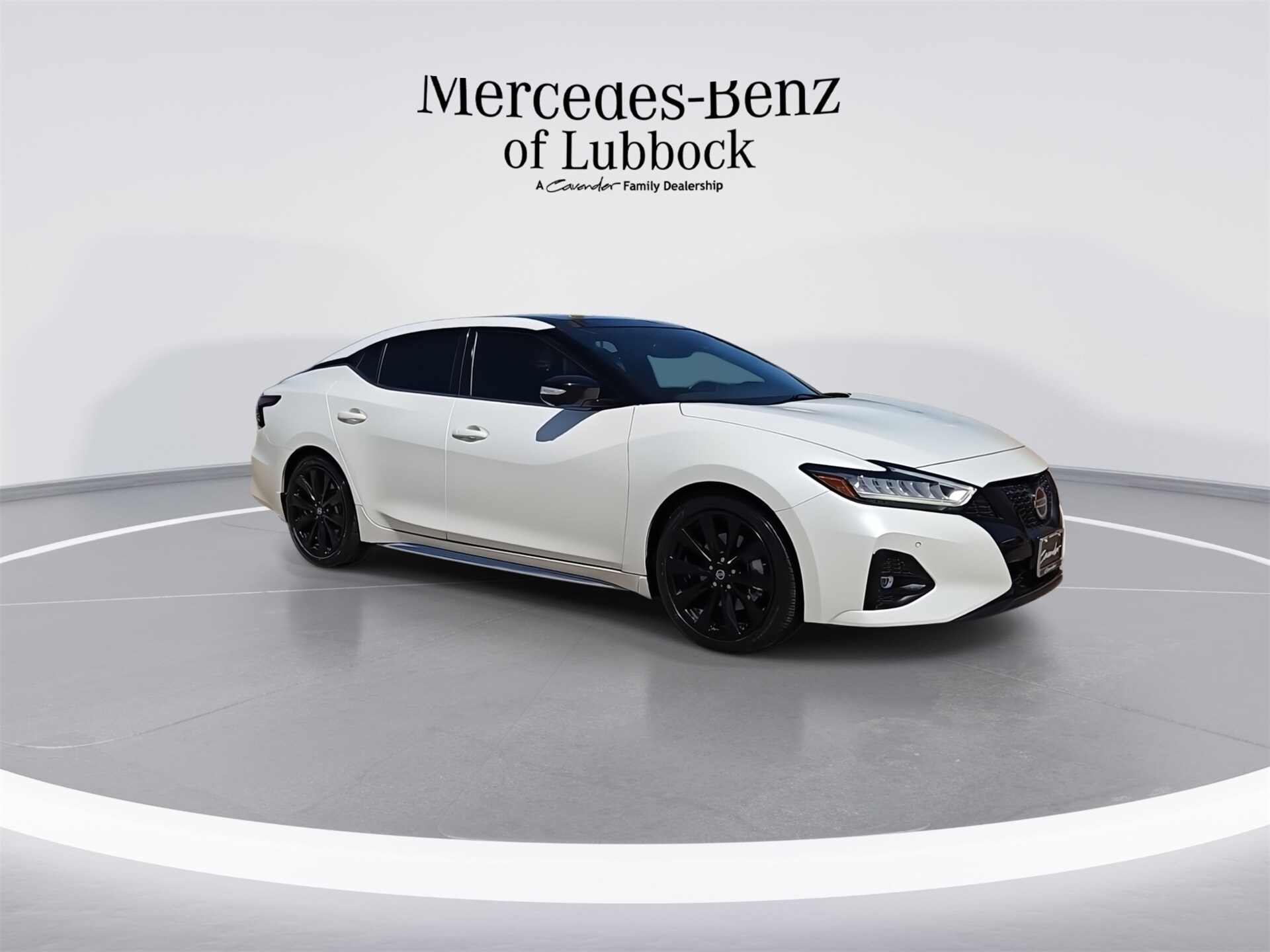 2021 Nissan Maxima SR photo 2