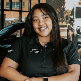 Staff member Ariana Nunez from a6f94c438e4a