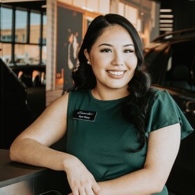 Staff member Kynzely Pena from a6f94c438e4a