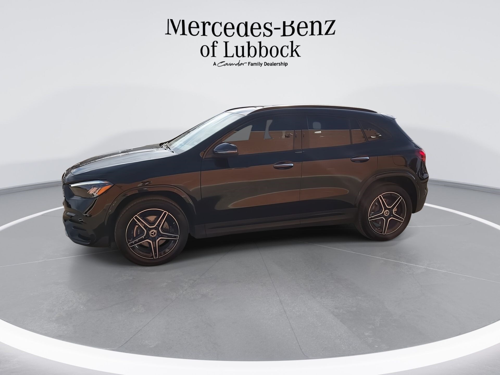 2025 Mercedes Benz GLA 250 4MATIC photo 4