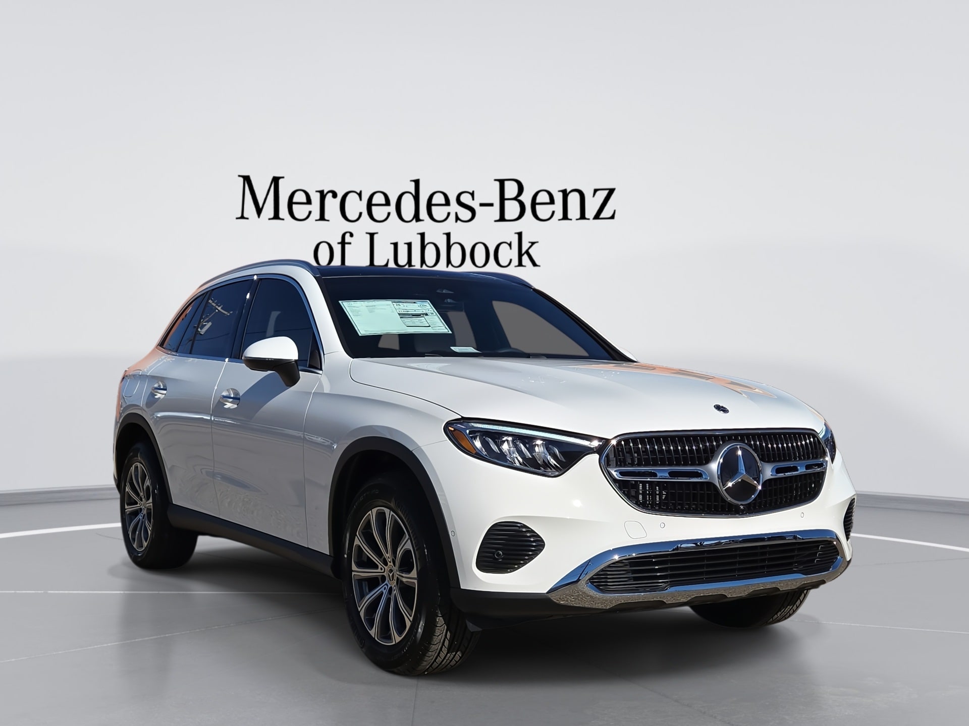 2026 Mercedes-Benz GLC Base's photo