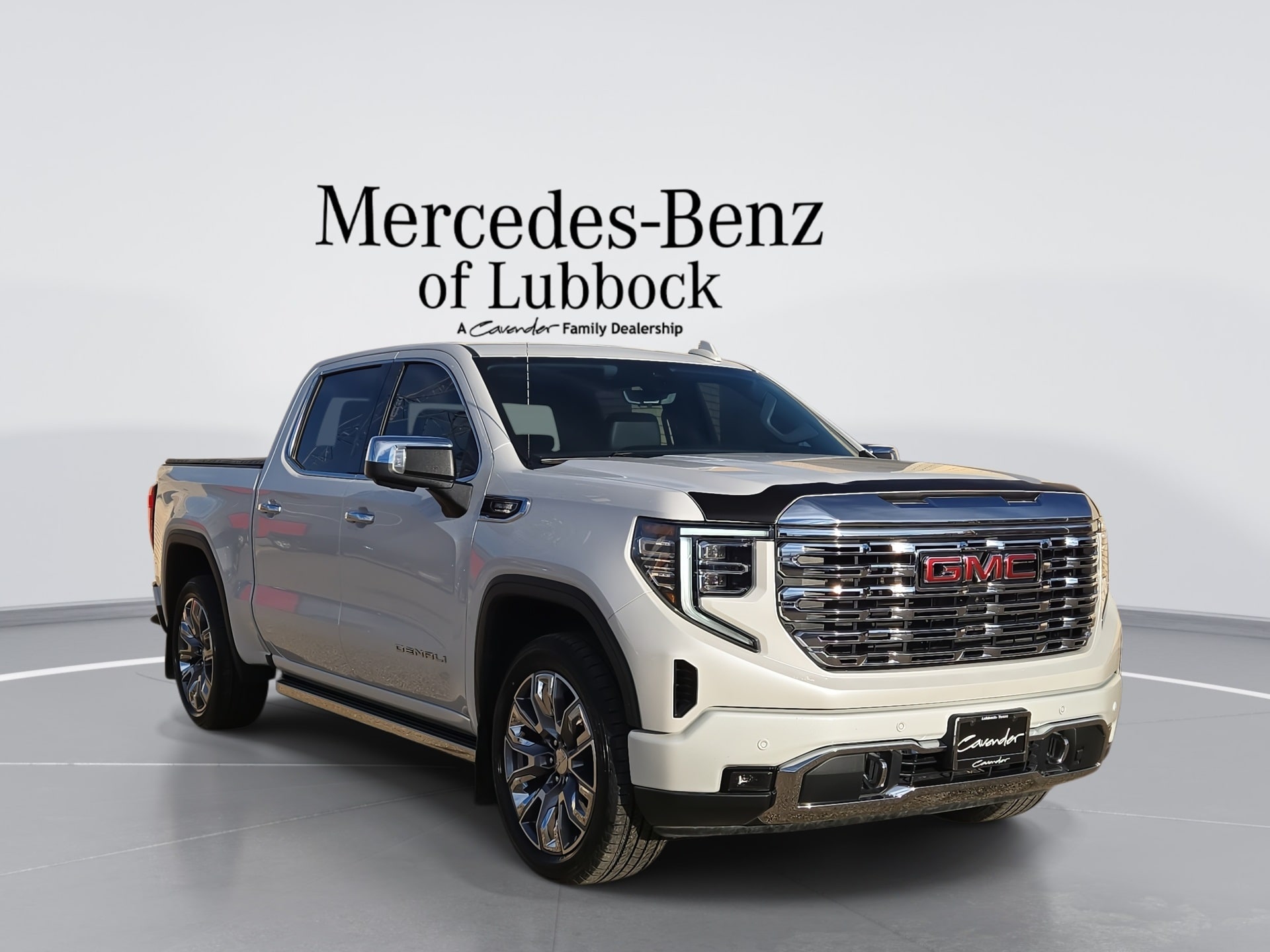 2023 GMC Sierra Denali's photo