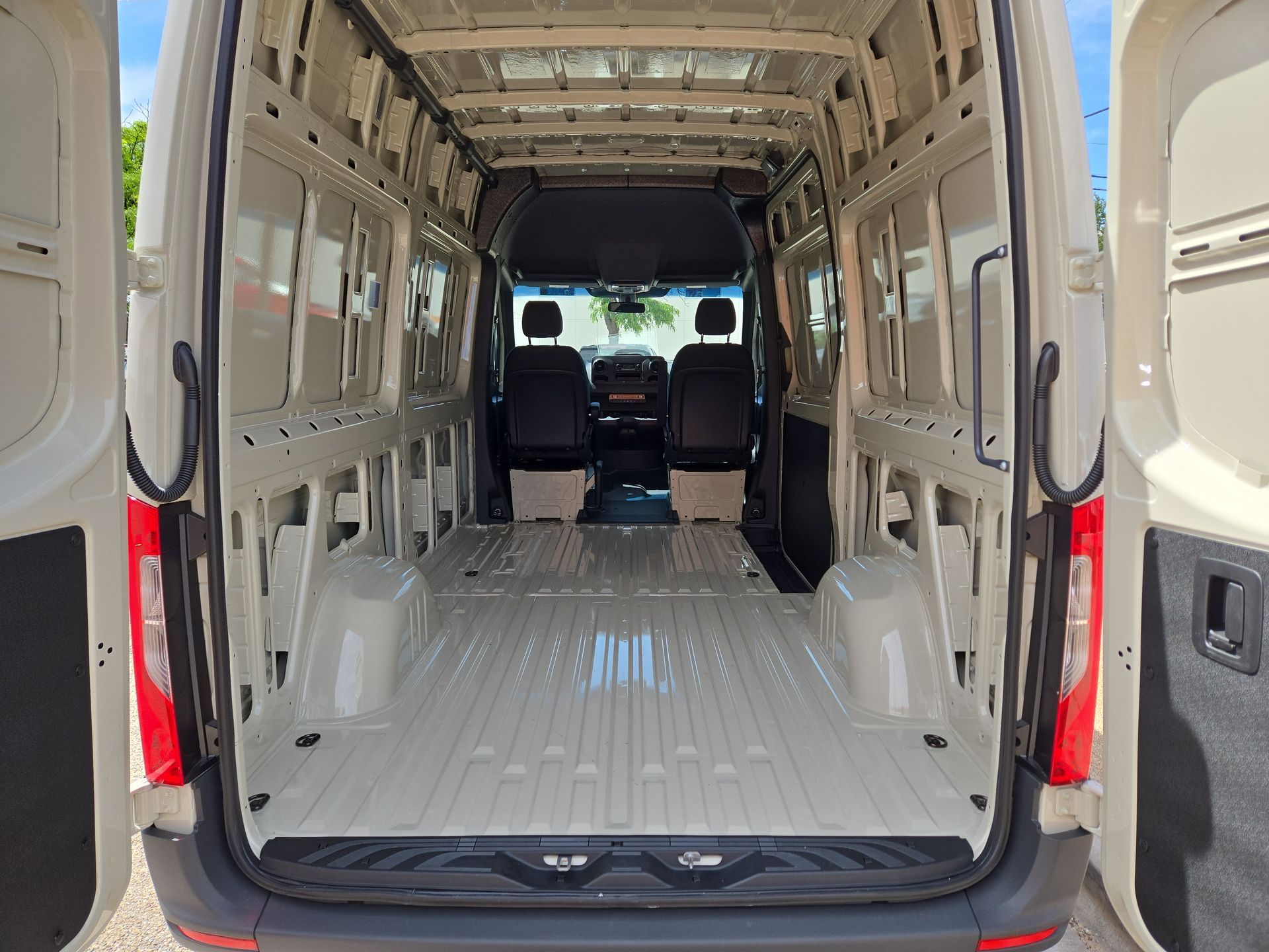 2025 Mercedes-Benz Sprinter Cargo Van Base - Photo 12