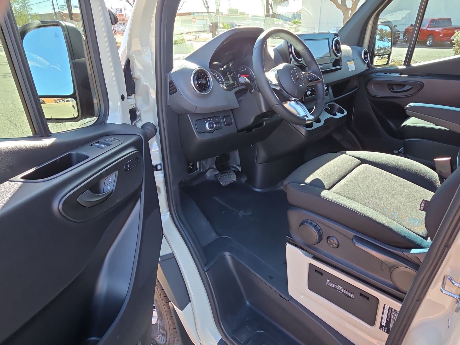 2025 Mercedes-Benz Sprinter Cargo Van Base - Photo 15