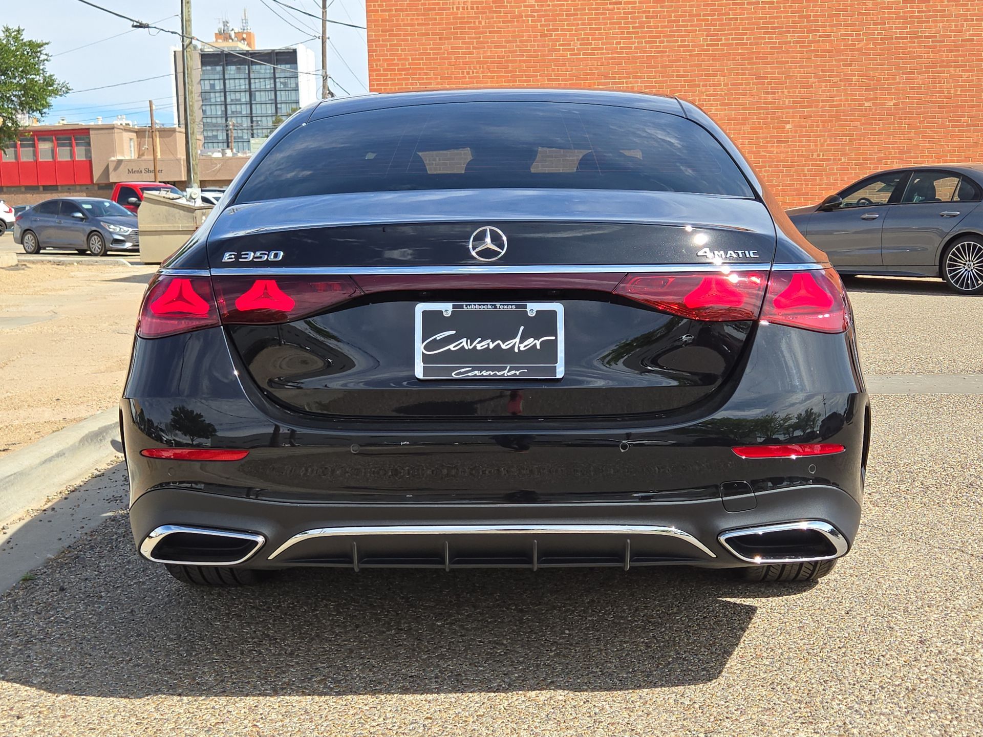 2025 Mercedes-Benz E-Class E350 - Photo 12