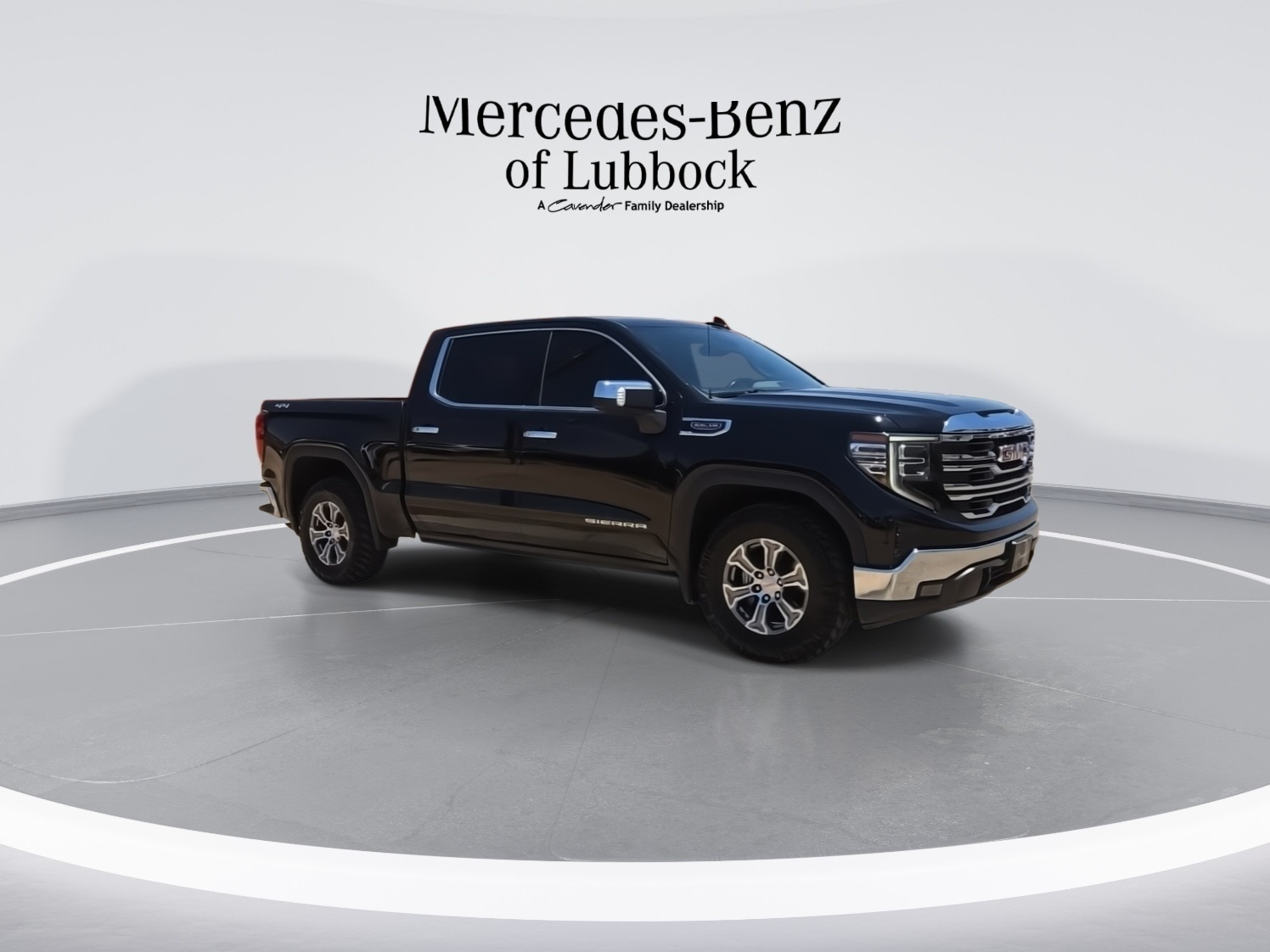Used 2022 GMC Sierra 1500 SLT with VIN 3GTUUDED3NG528689 for sale in Lubbock, TX