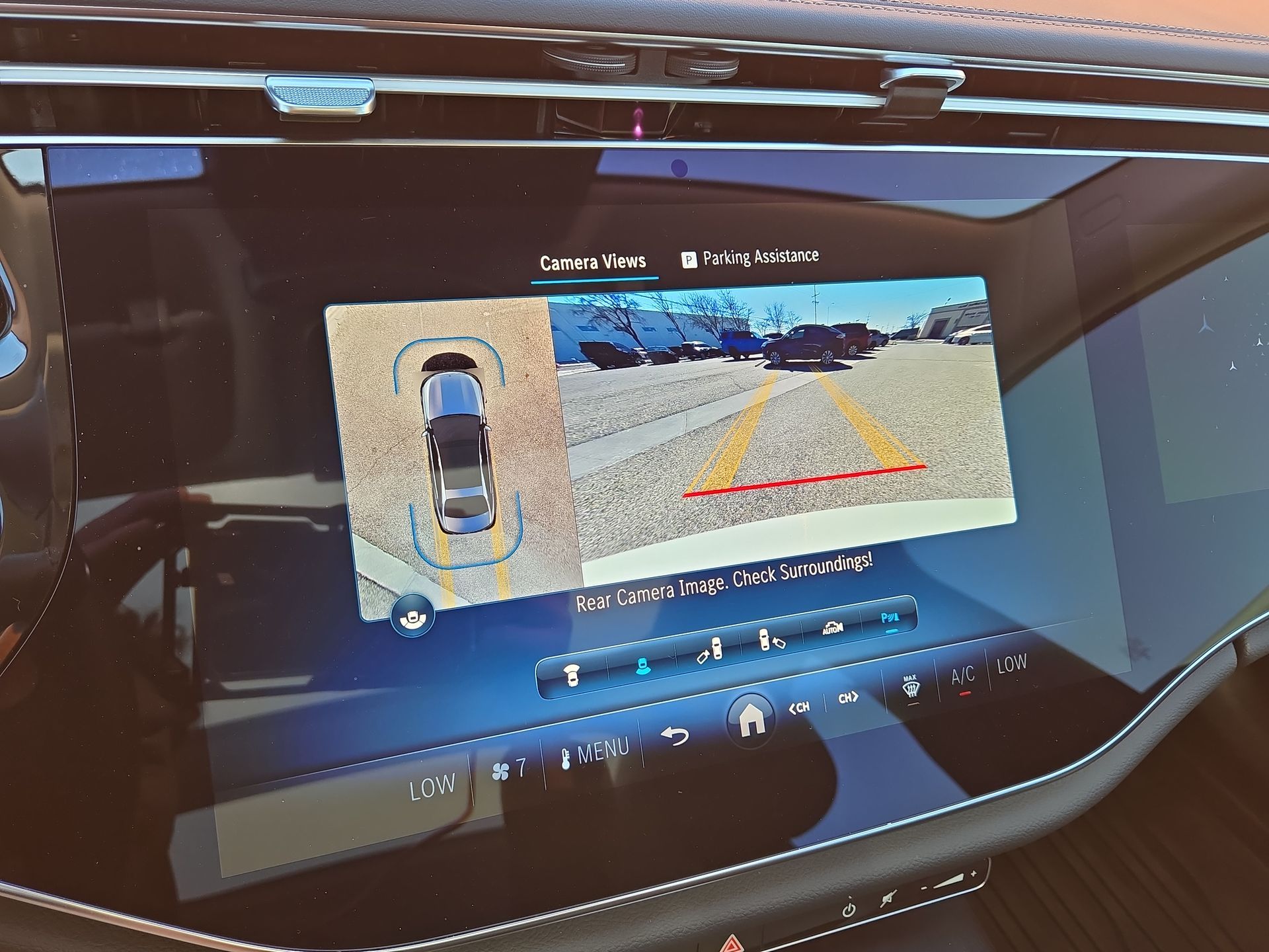 2025 Mercedes-Benz E-Class E350 - Photo 18