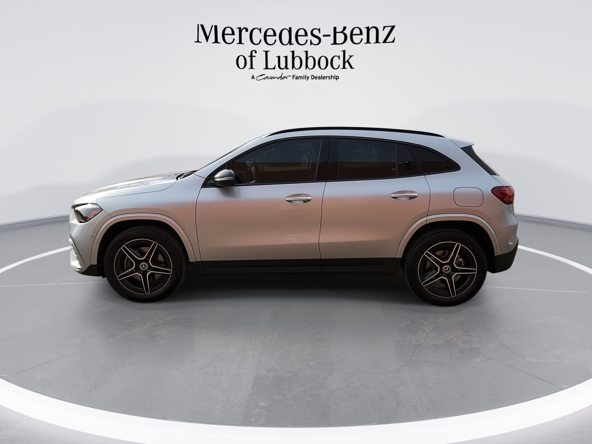 2025 Mercedes Benz GLA 250 4MATIC photo 4
