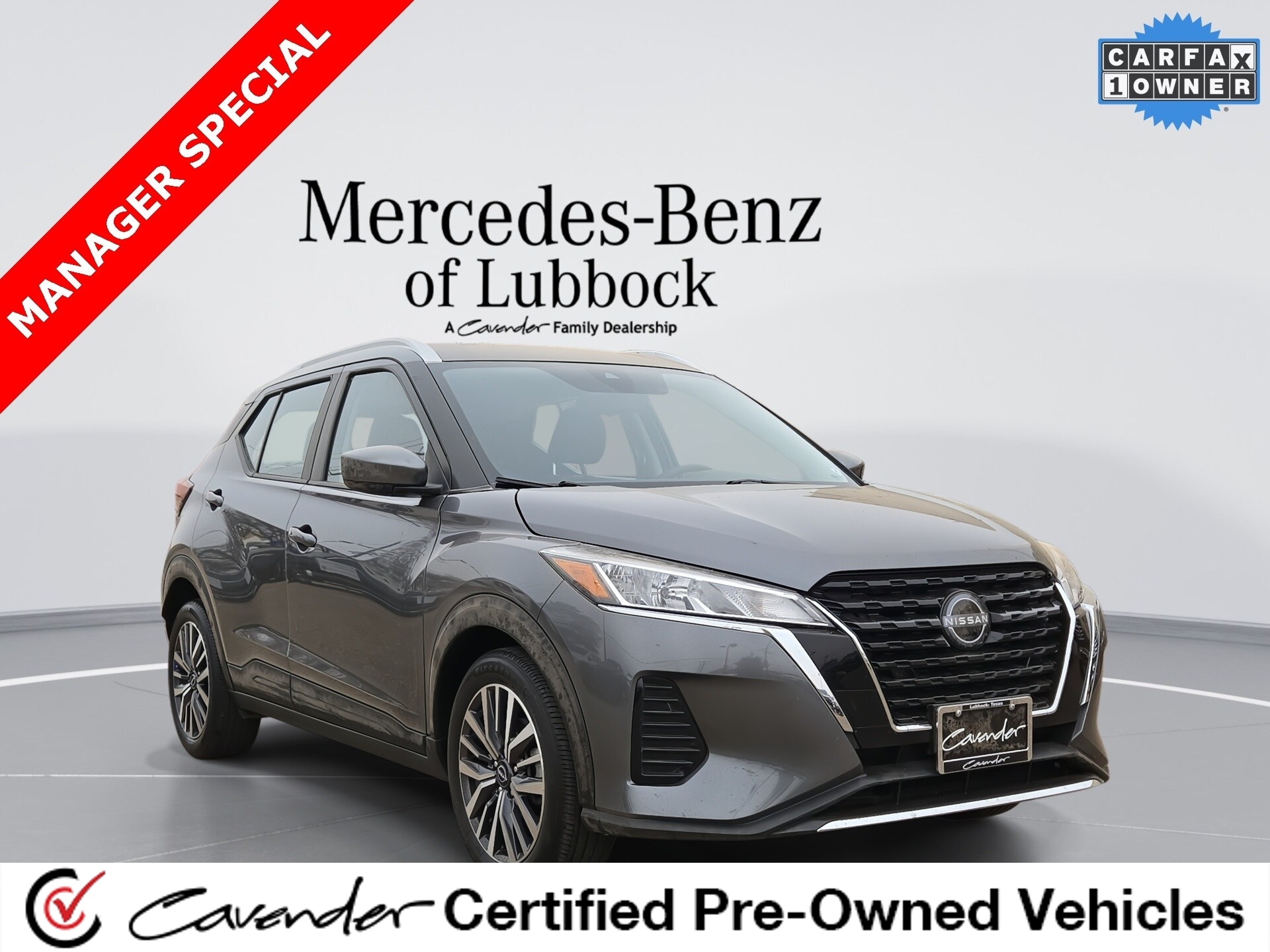 2024 Nissan Kicks SV's photo