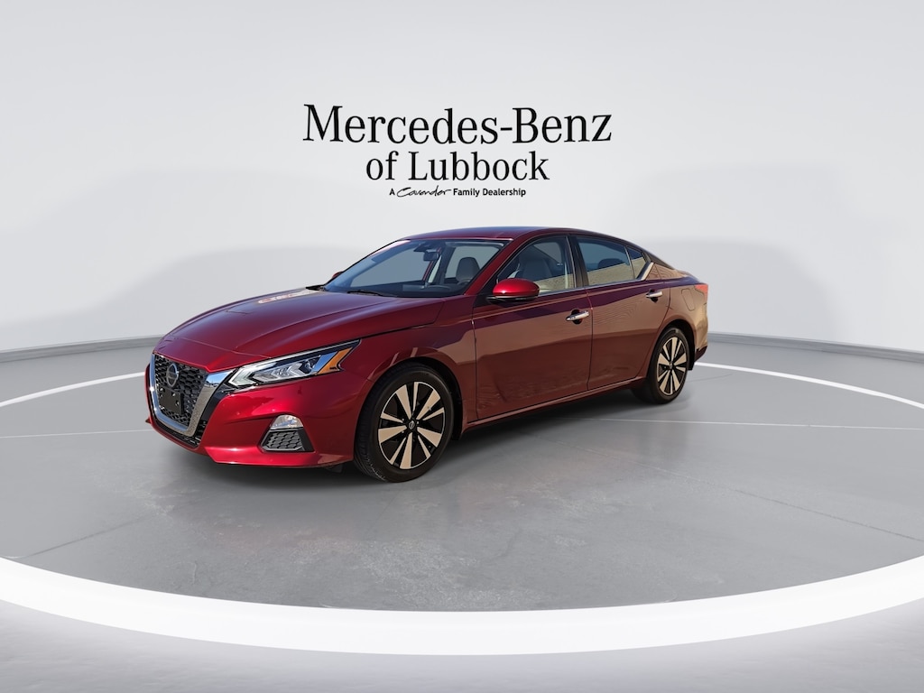 Used 2022 Nissan Altima 2.5 SV Sedan