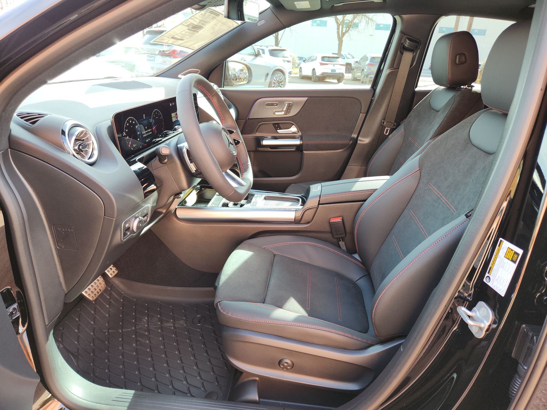 2025 Mercedes-Benz GLA GLA250 - Photo 16