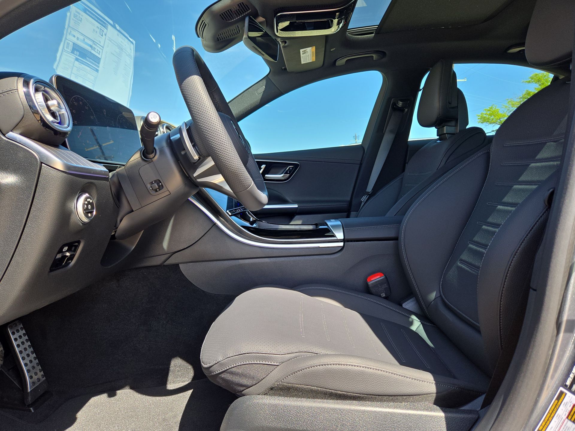 2025 Mercedes-Benz C-Class Sedan C 300 - Photo 16