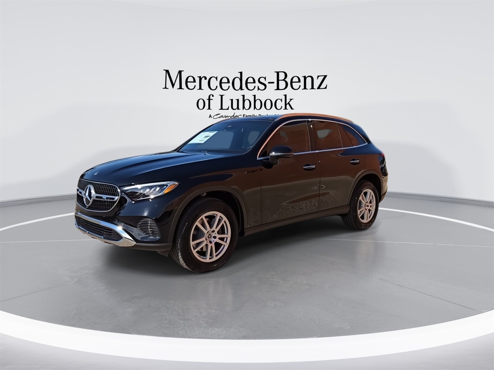 2026 Mercedes Benz GLC 300 photo 3