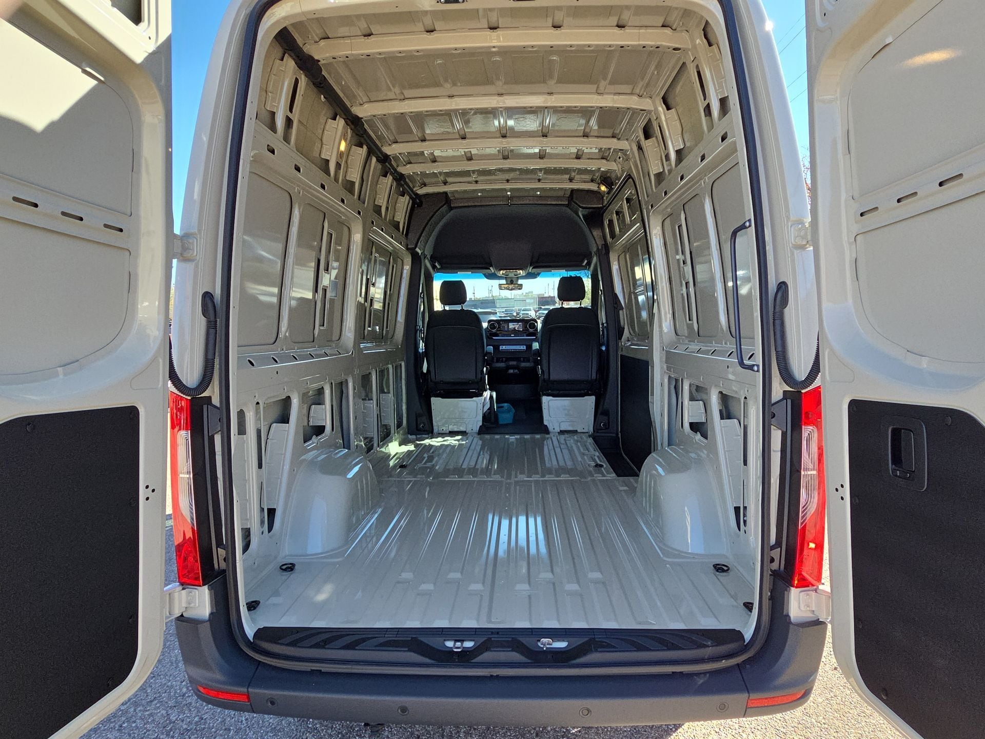 2025 Mercedes-Benz Sprinter Cargo Van Base - Photo 12