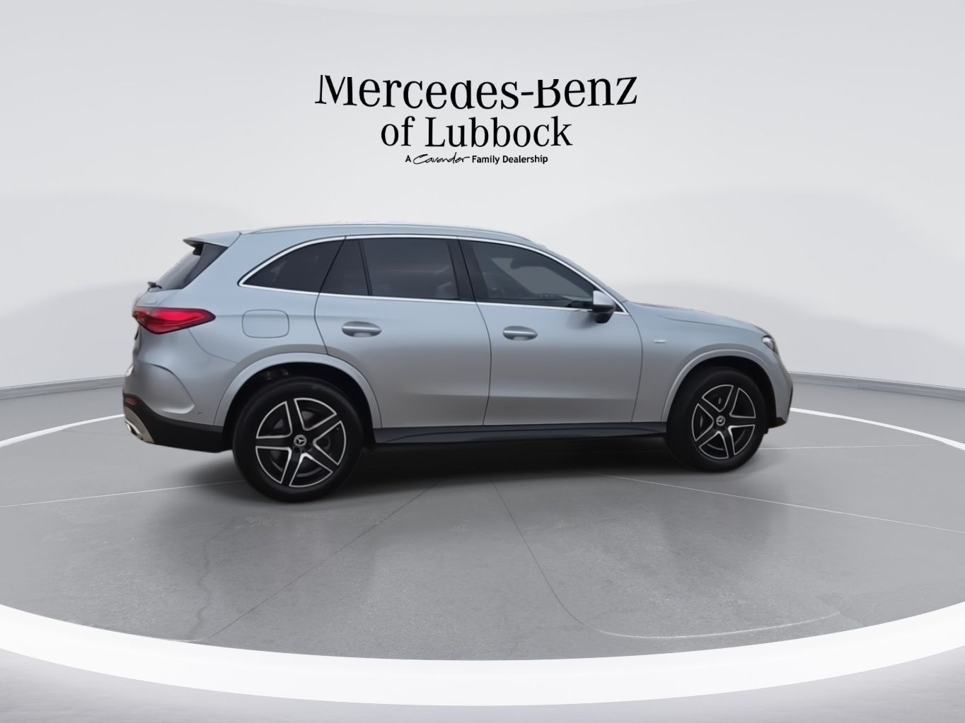 2025 Mercedes-Benz GLC Base - Photo 8