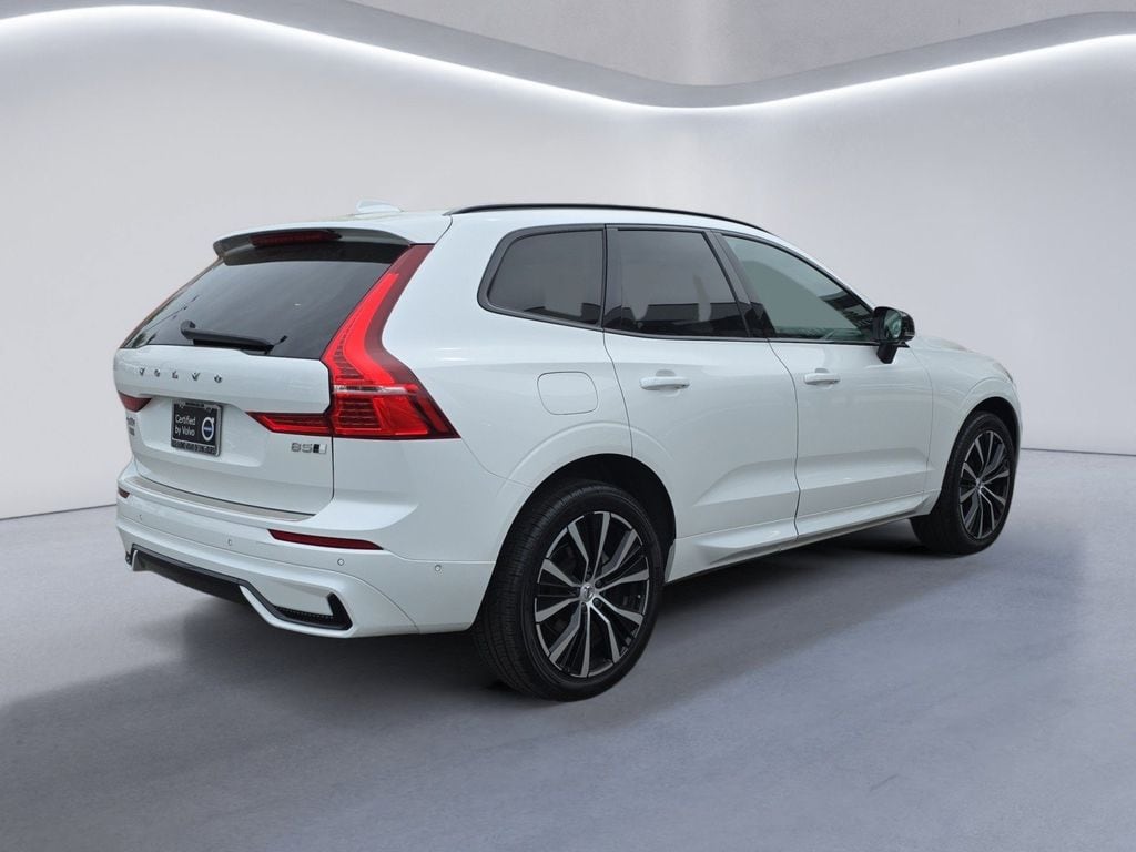 Used 2023 Volvo XC60 B5 AWD Plus Dark Sport Utility