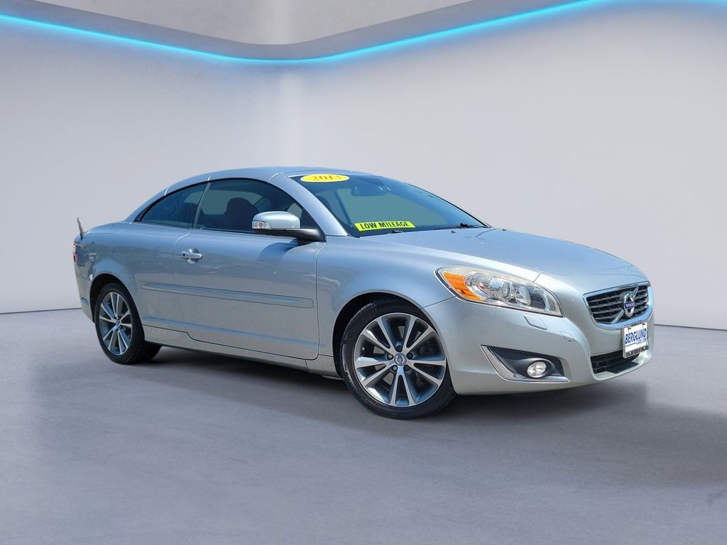 Used 2013 Volvo C70 T5 with VIN YV1672MCXDJ140153 for sale in Lynchburg, VA