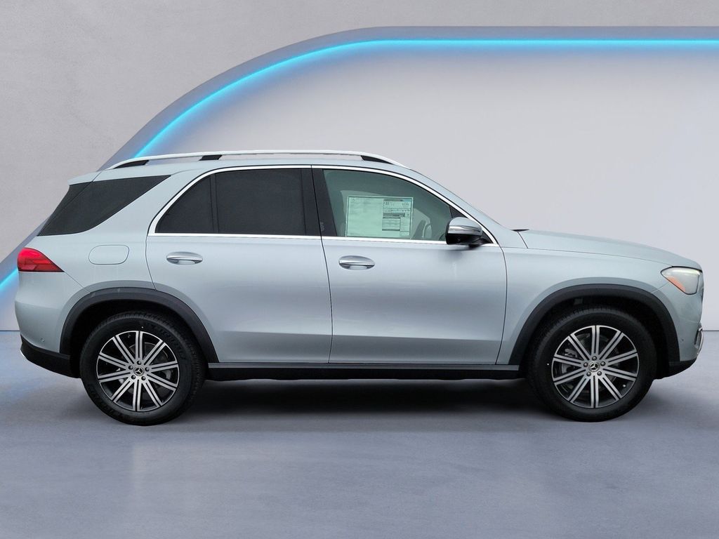 2025 Mercedes Benz GLE 350 4MATIC photo 2