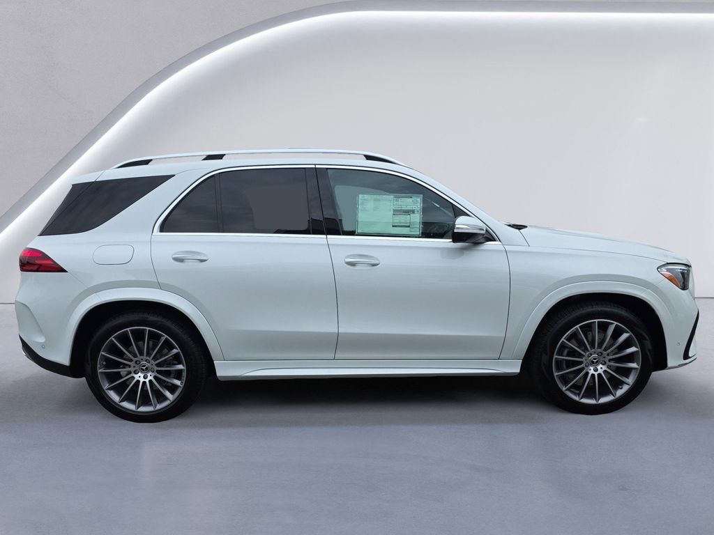 2026 Mercedes Benz GLE 350 4MATIC photo 2