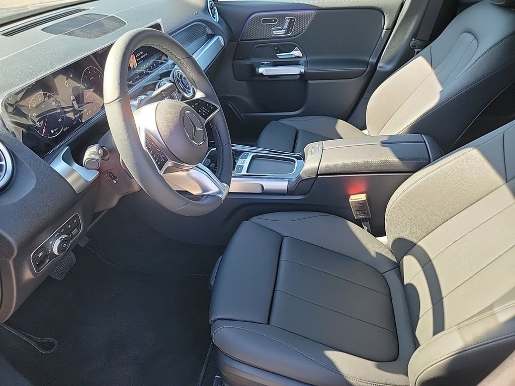 2025 Mercedes-Benz GLB Base - Photo 7