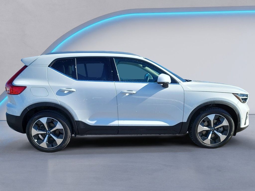 Used 2024 Volvo XC40 Plus with VIN YV4L12UE6R2375529 for sale in Lynchburg, VA