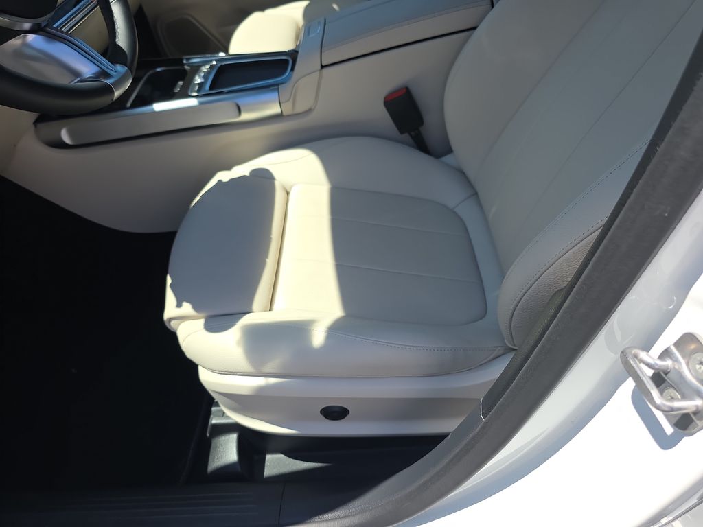 2025 Mercedes-Benz GLB Base - Photo 20