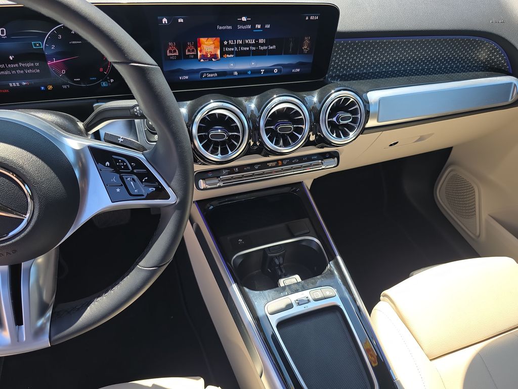 2025 Mercedes-Benz GLB Base - Photo 30