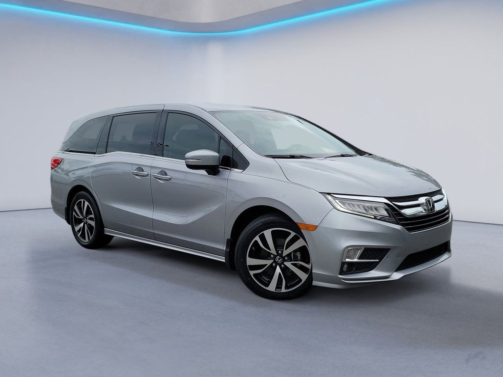 Used 2018 Honda Odyssey Elite with VIN 5FNRL6H9XJB069074 for sale in Lynchburg, VA