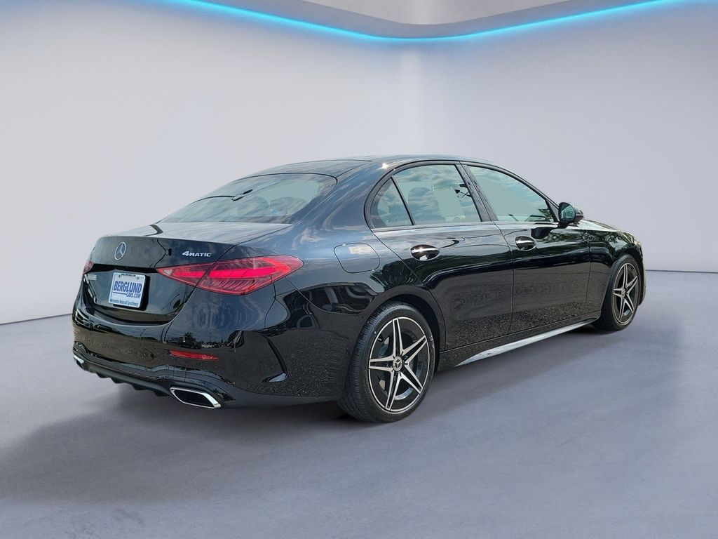 2025 Mercedes Benz C 300 4MATIC photo 4
