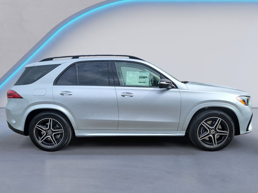 2026 Mercedes Benz GLE 350 4MATIC photo 3