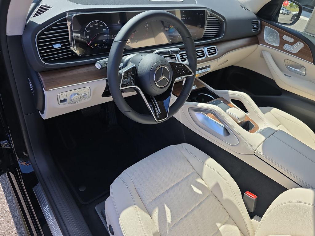 2026 Mercedes Benz GLE 350 4MATIC photo 2